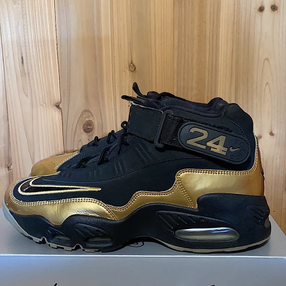 NIke air max Griffey 1 gold
